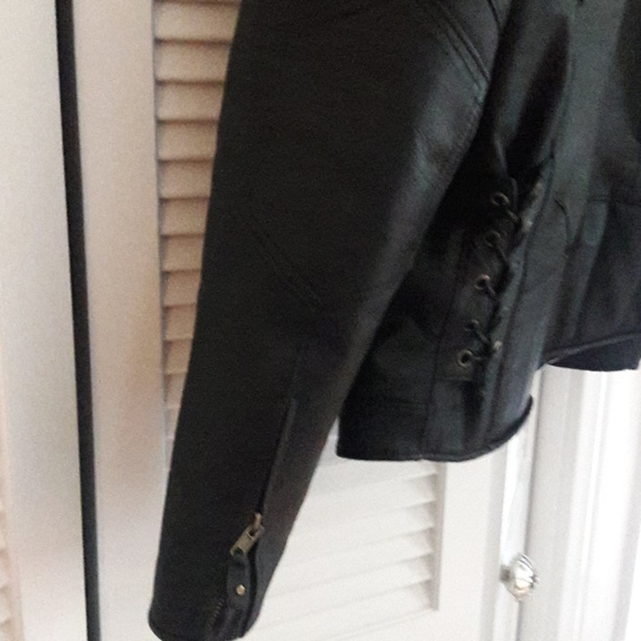 Black leather biker jacket - Picture 7 of 9